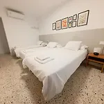 HOSTAL-PENSIÓN Y APARTAMENTO el MOLI