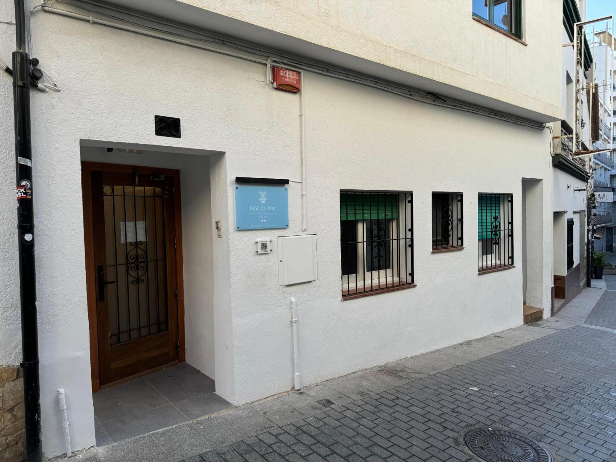 Hostal Y Apartamento Moli De Mar Lloret * Lloret de Mar