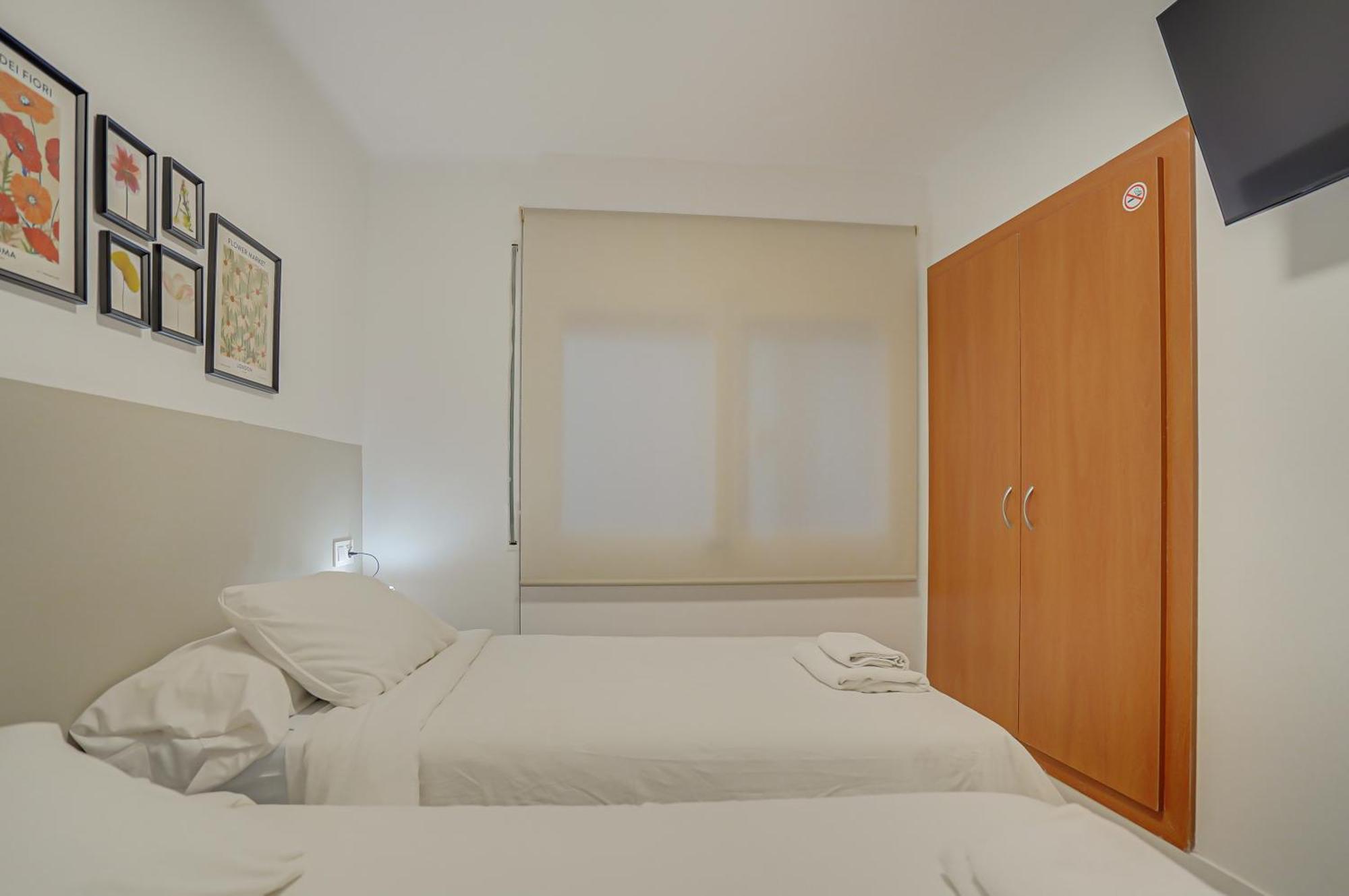 Hostel Hostal Y Apartamento Moli De Mar Lloret Lloret de Mar