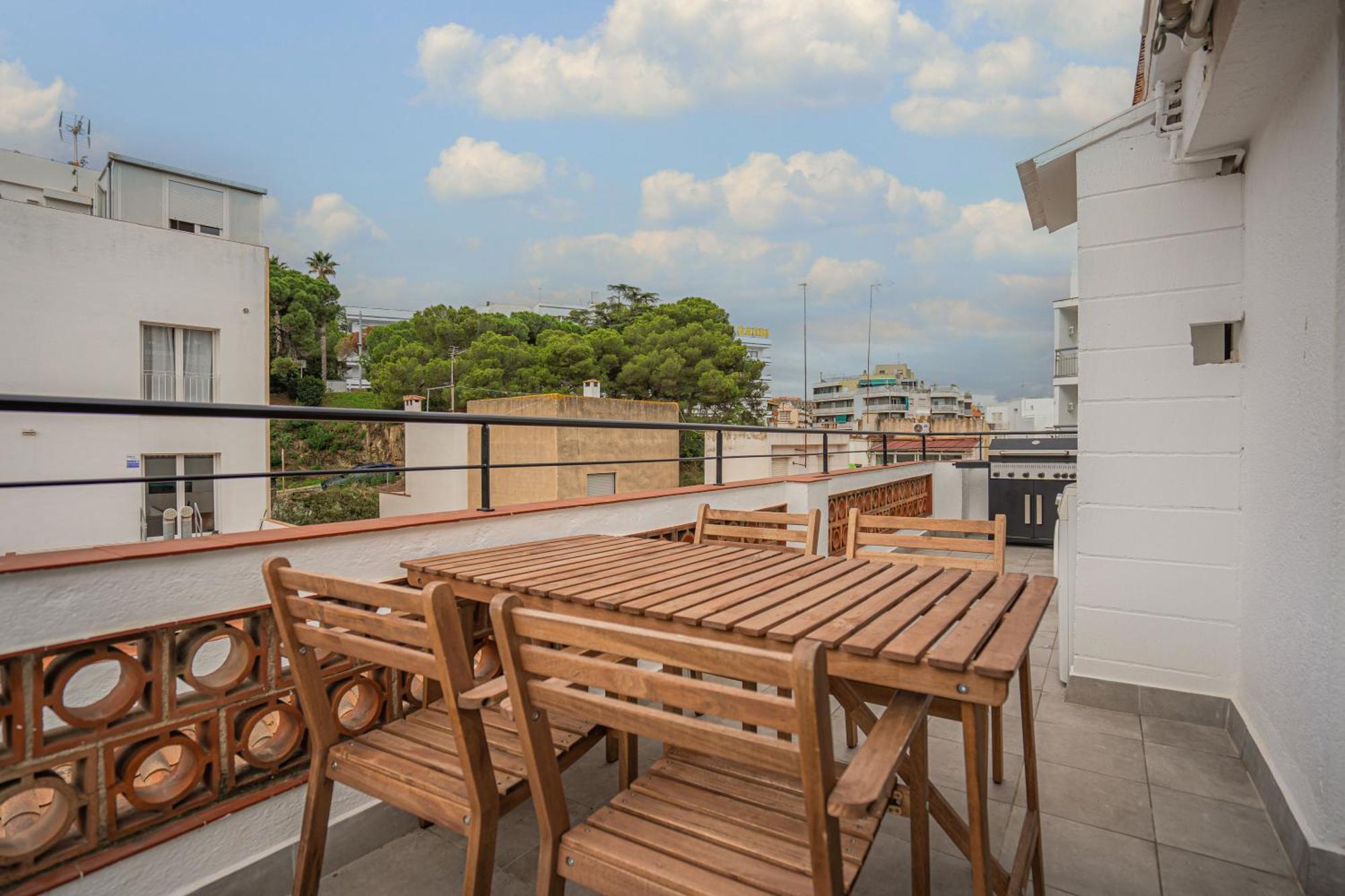 Hostal Y Apartamento Moli De Mar Lloret * Lloret de Mar
