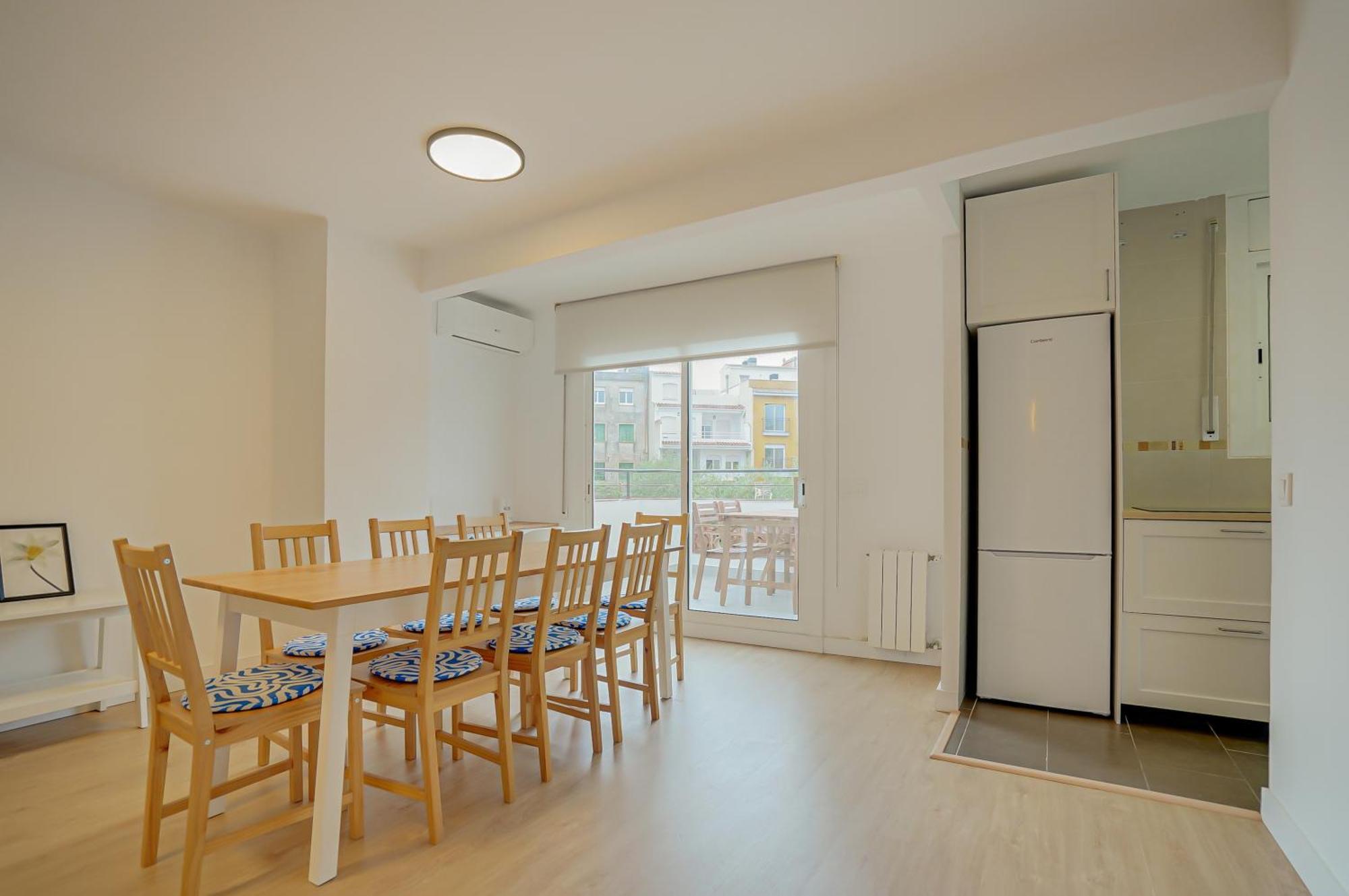 Hostal Y Apartamento Moli De Mar Lloret Hostel