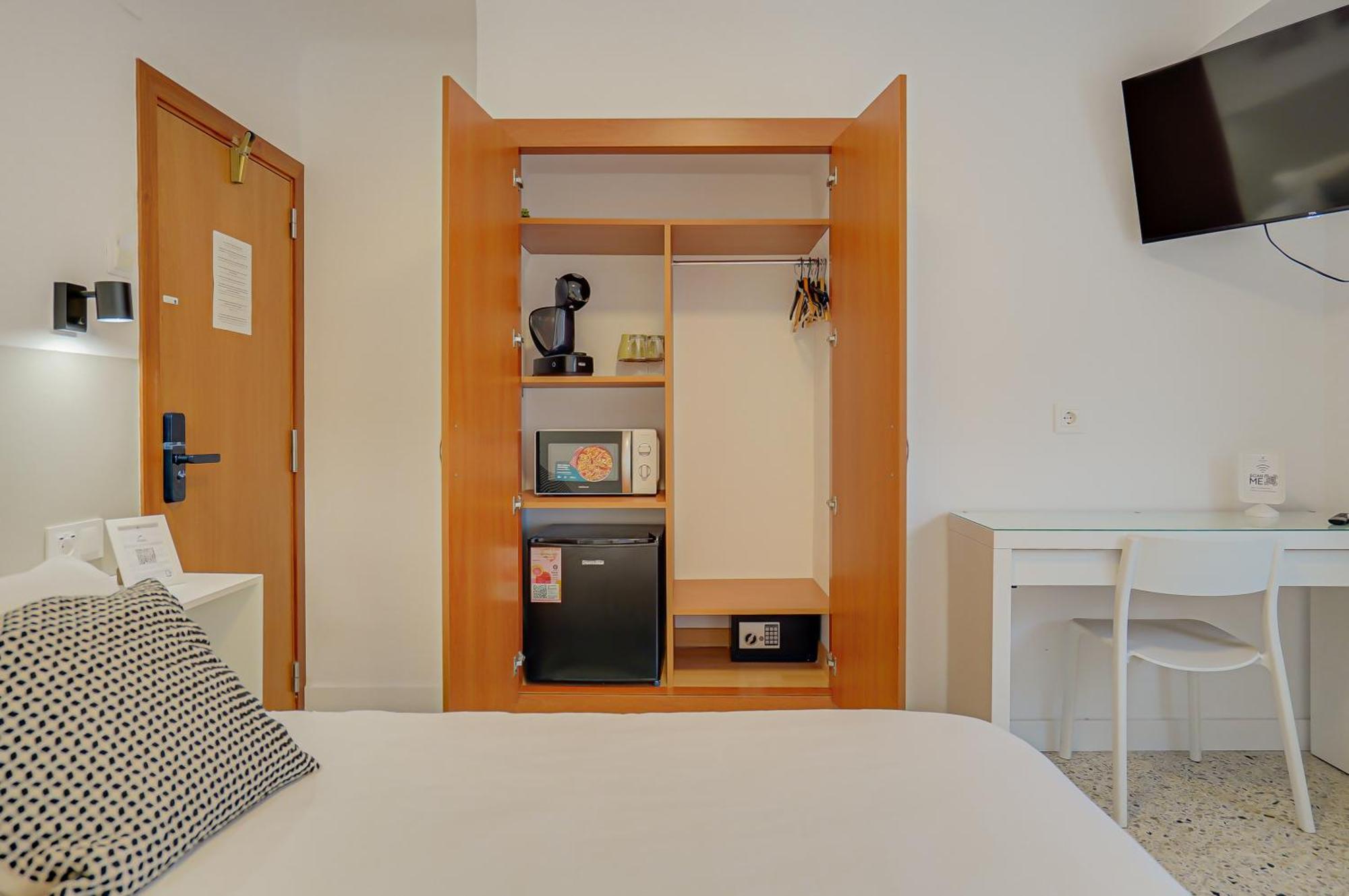 Hostal Y Apartamento Moli De Mar Lloret