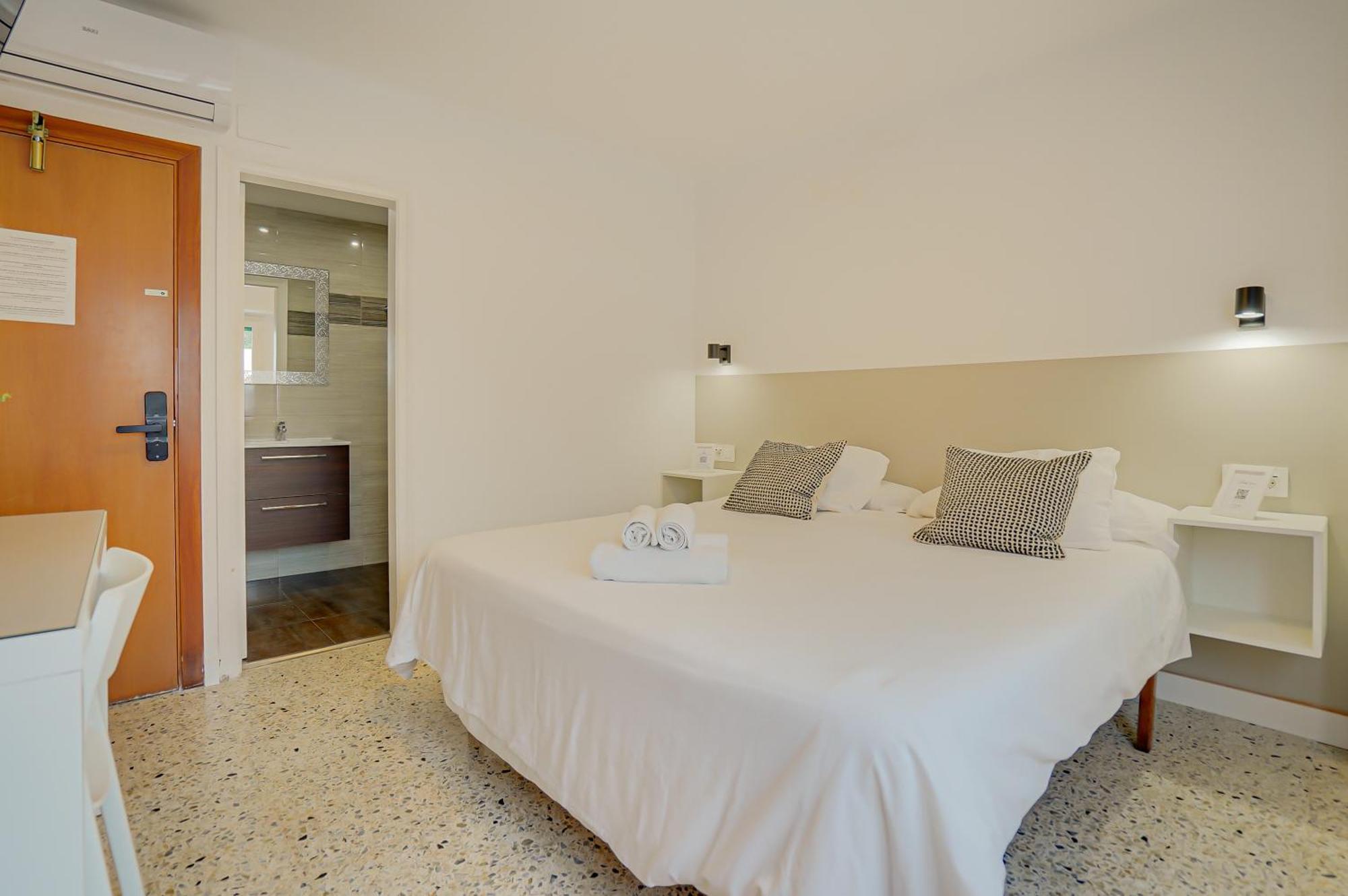 Hostal-pensión Y El Moli Pensión 2*