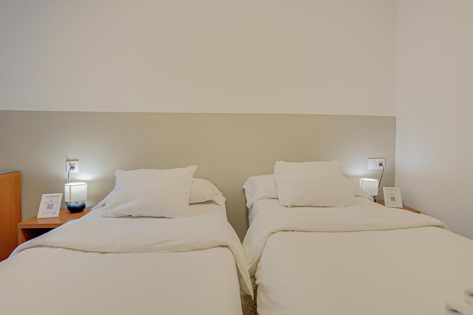 Hostal Y Apartamento Moli De Mar Lloret Hostel Lloret de Mar